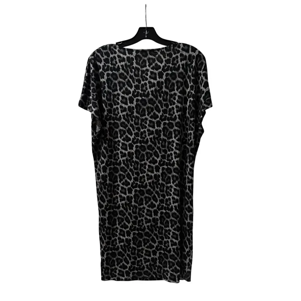 Michael Kors S short sleeve grey black animal print wider top narrow hemline euc
